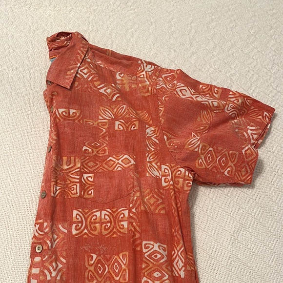 Quicksilver short sleeve button down - Picture 3 of 3